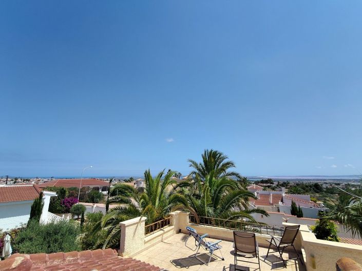 Image No.31-3 Bed Villa for sale