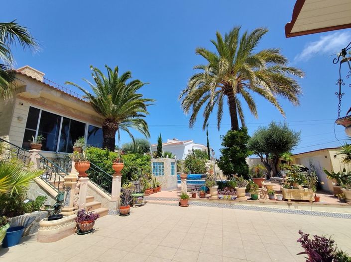 Image No.4-3 Bed Villa for sale