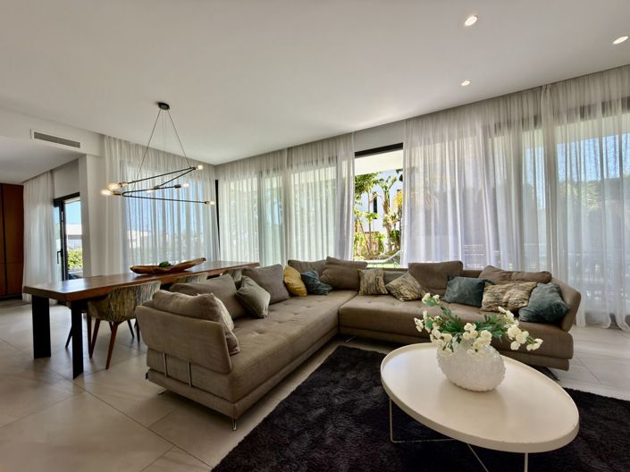 Image No.6-4 Bed Villa for sale