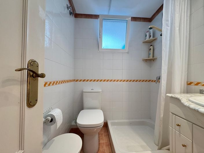 Image No.25-3 Bed Apartment for sale