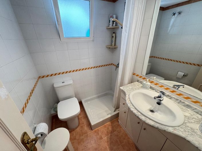 Image No.26-3 Bed Apartment for sale