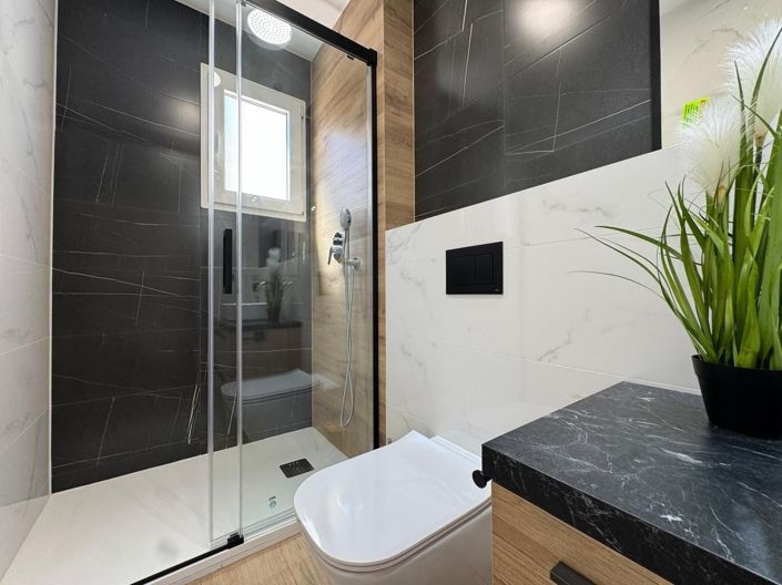 Image No.40-3 Bed Apartment for sale
