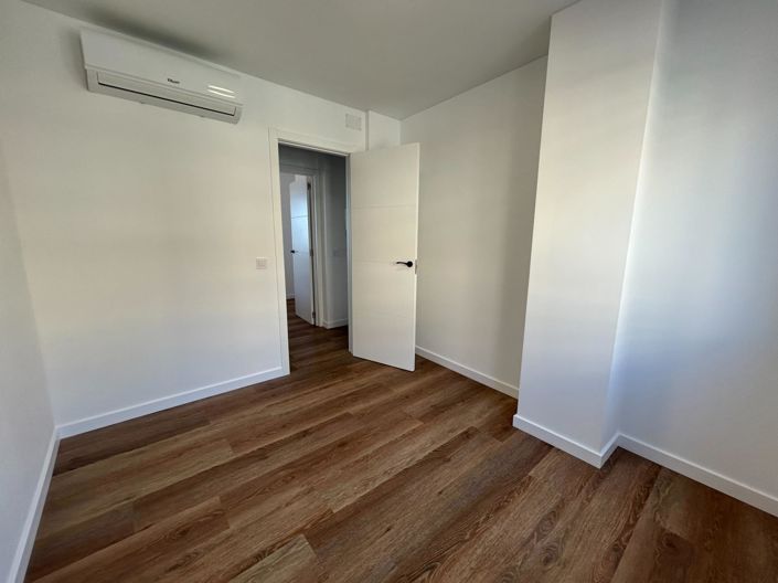 Image No.27-2 Bed Apartment for sale