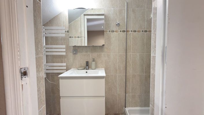 Image No.20-3 Bed House for sale