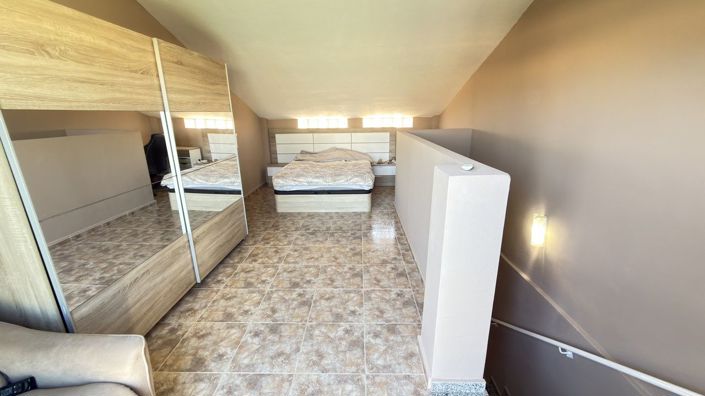 Image No.35-3 Bed House for sale