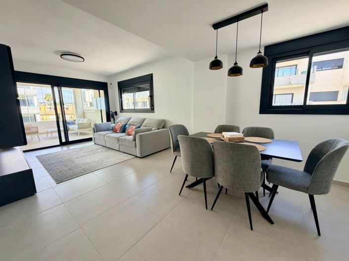 Image No.17-3 Bed Apartment for sale