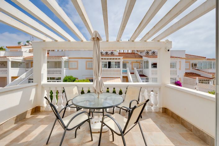 Image No.29-2 Bed Apartment for sale
