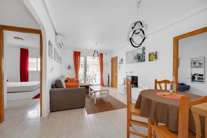 Image No.8-2 Bed Apartment for sale