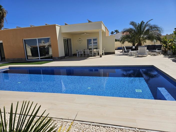 Image No.44-4 Bed Villa for sale