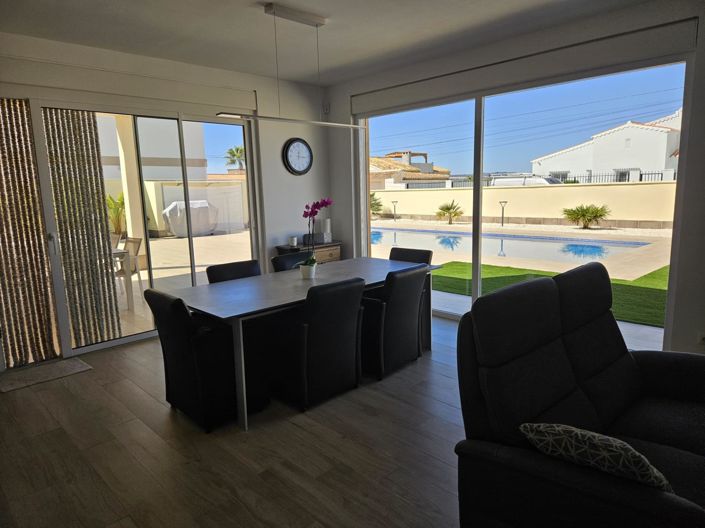 Image No.7-4 Bed Villa for sale