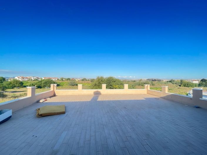 Image No.4-3 Bed Villa for sale