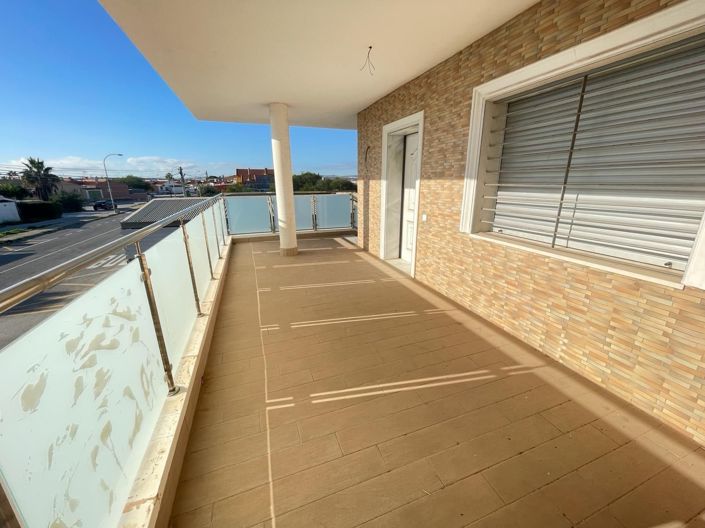 Image No.5-3 Bed Villa for sale