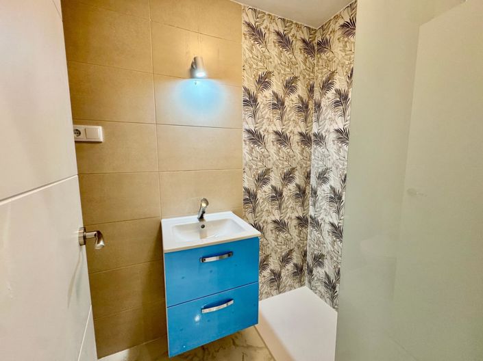 Image No.25-3 Bed Apartment for sale