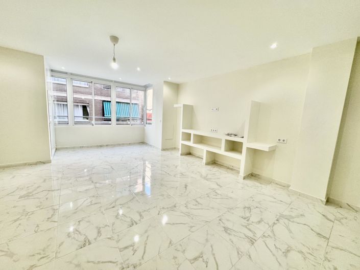 Image No.7-3 Bed Apartment for sale