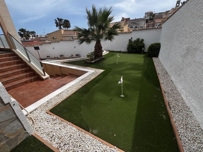 Image No.35-4 Bed Villa for sale