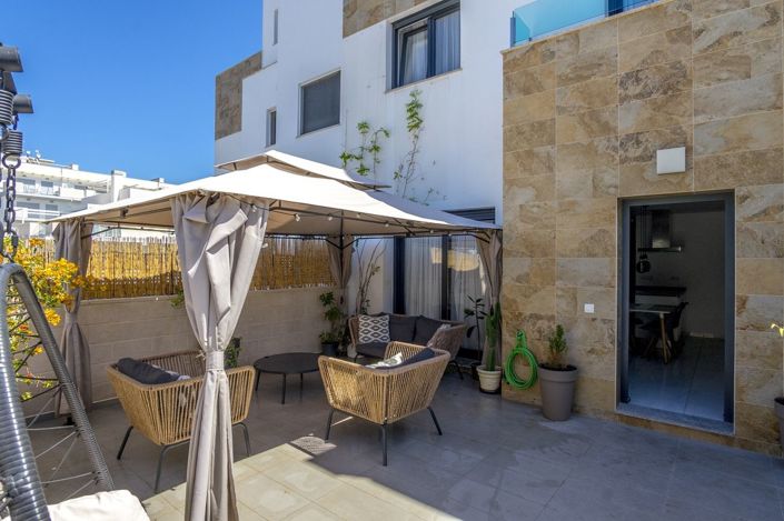 Image No.2-3 Bed House for sale