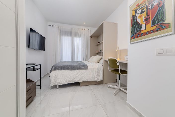 Image No.23-3 Bed House for sale