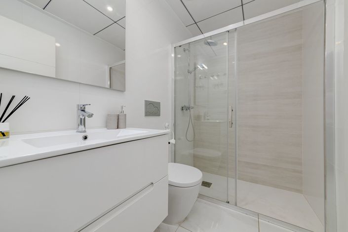 Image No.30-3 Bed House for sale