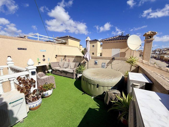 Image No.2-3 Bed House for sale