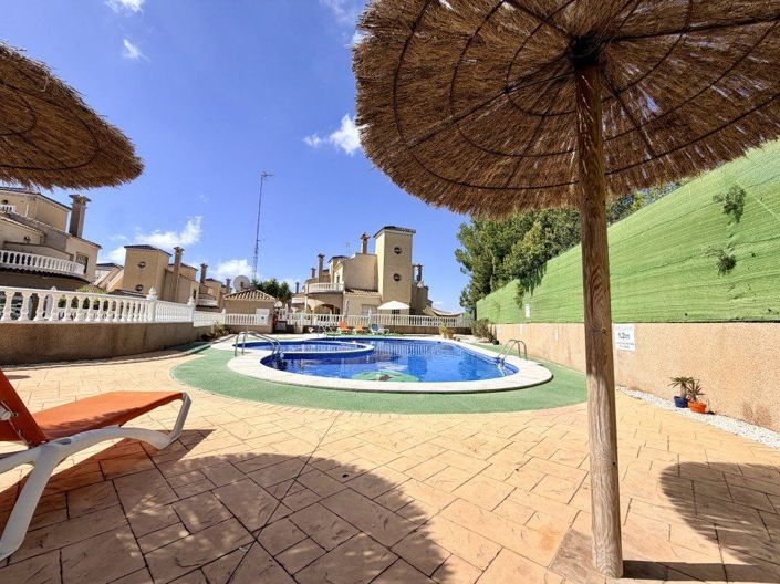 Image No.20-3 Bed House for sale