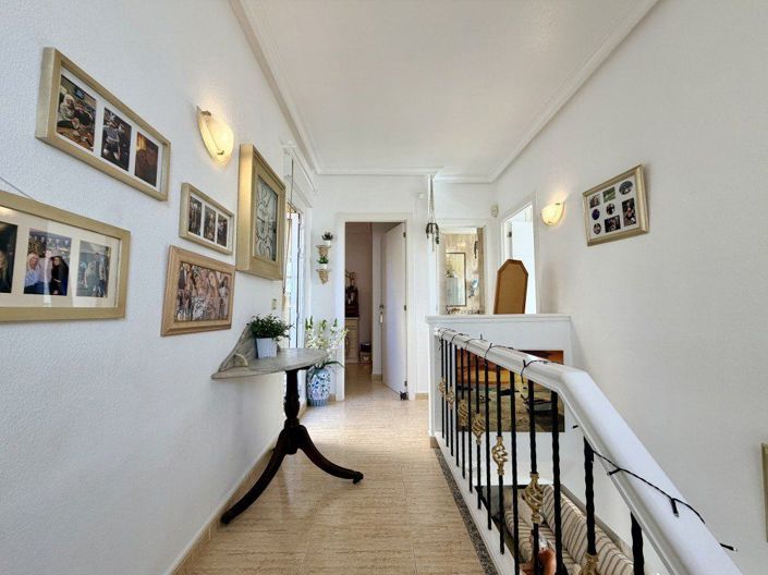 Image No.4-3 Bed House for sale