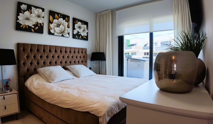 Image No.13-3 Bed Apartment for sale