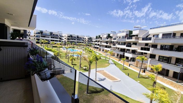 Image No.26-3 Bed Apartment for sale