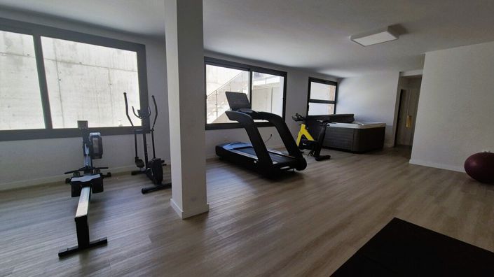 Image No.40-3 Bed Apartment for sale