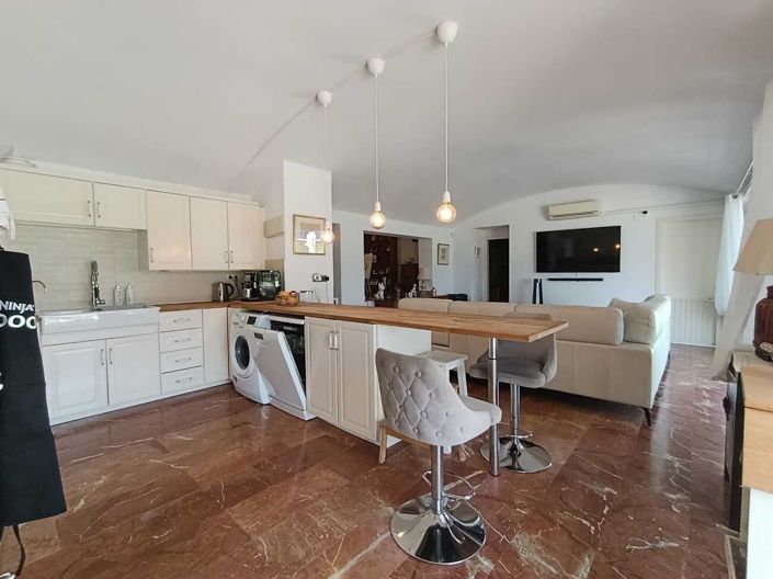 Image No.36-3 Bed Apartment for sale