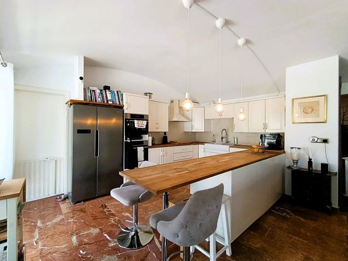 Image No.40-3 Bed Apartment for sale