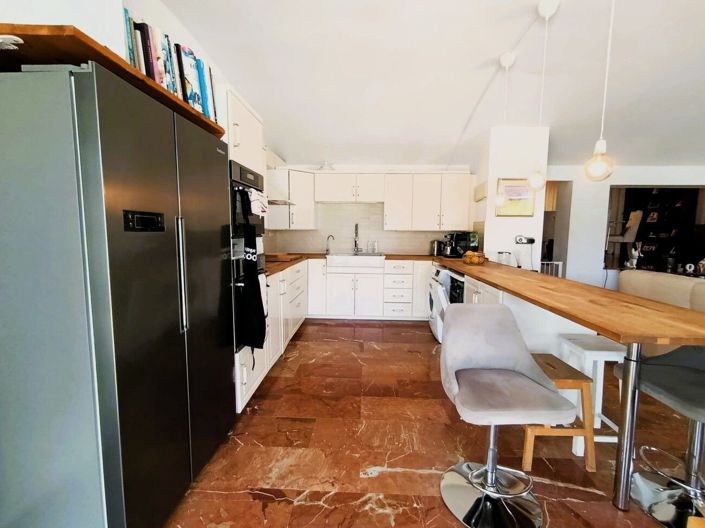 Image No.41-3 Bed Apartment for sale