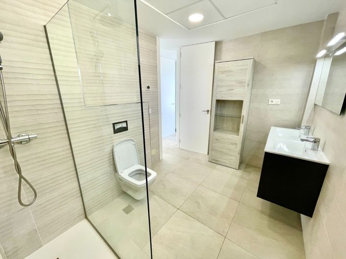 Image No.23-3 Bed Villa for sale