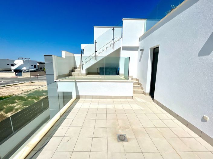 Image No.24-3 Bed Villa for sale