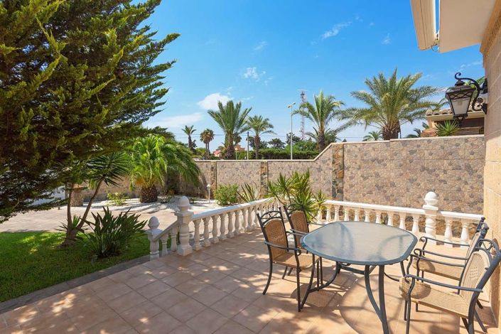 Image No.7-Villa de 5 chambres à vendre à Orihuela Costa