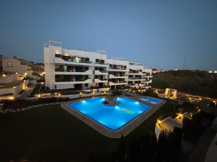 Image No.20-2 Bed Apartment for sale