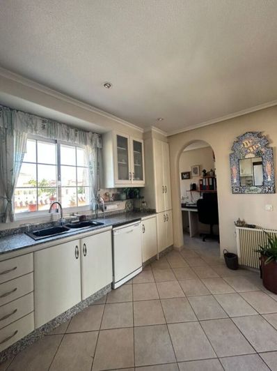 Image No.12-3 Bed Villa for sale