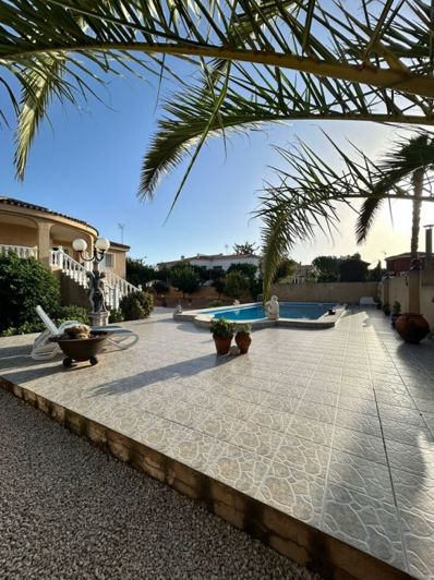 Image No.3-3 Bed Villa for sale
