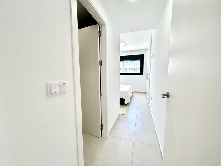 Image No.19-3 Bed Apartment for sale