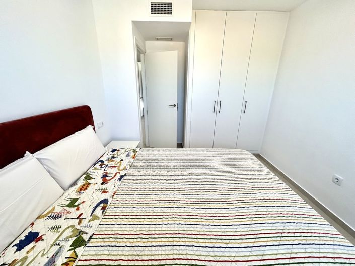 Image No.24-3 Bed Apartment for sale