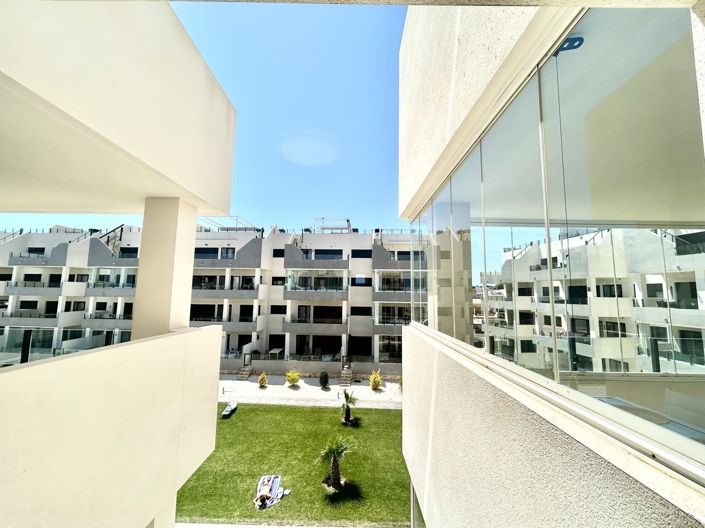 Image No.33-3 Bed Apartment for sale