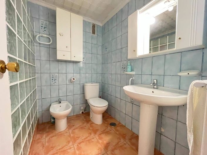 Image No.36-3 Bed Apartment for sale