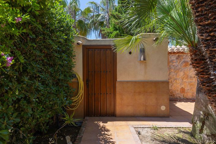 Image No.23-4 Bed Villa for sale