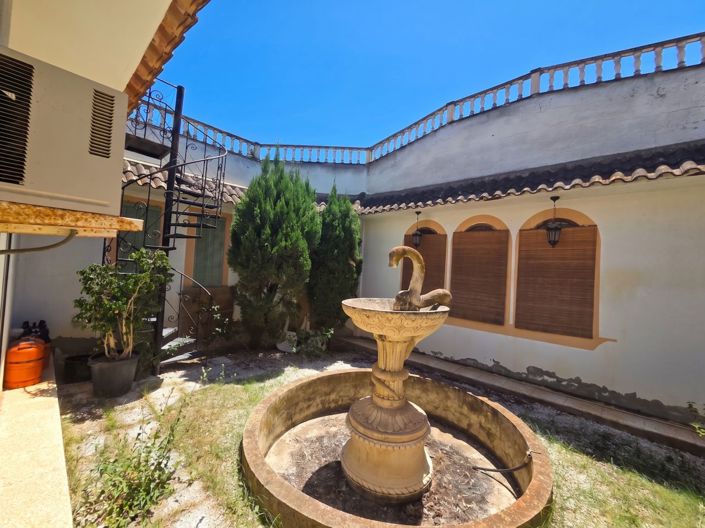 Image No.22-9 Bed Villa for sale