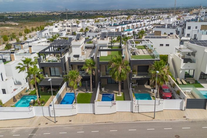 Image No.36-3 Bed Villa for sale