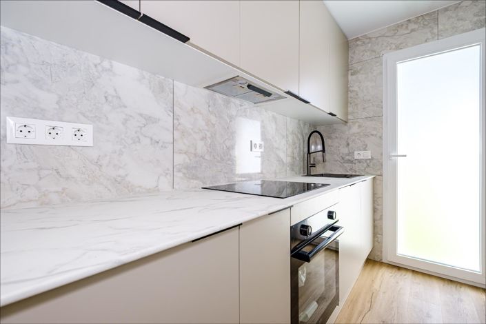 Image No.32-3 Bed House for sale