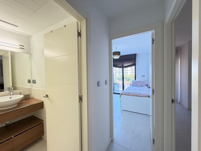 Image No.30-3 Bed Apartment for sale