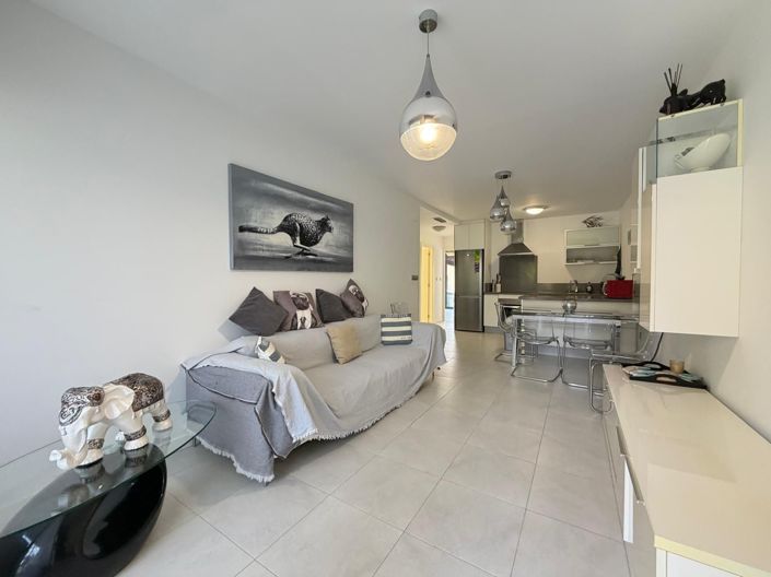 Image No.8-3 Bed Apartment for sale