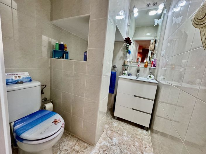 Image No.14-2 Bed House for sale