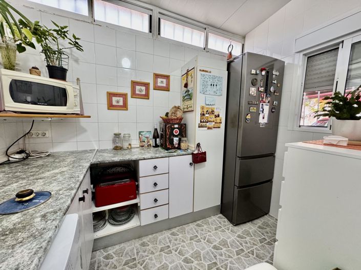 Image No.21-2 Bed House for sale
