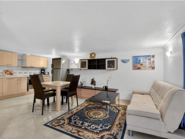 Image No.26-4 Bed House for sale